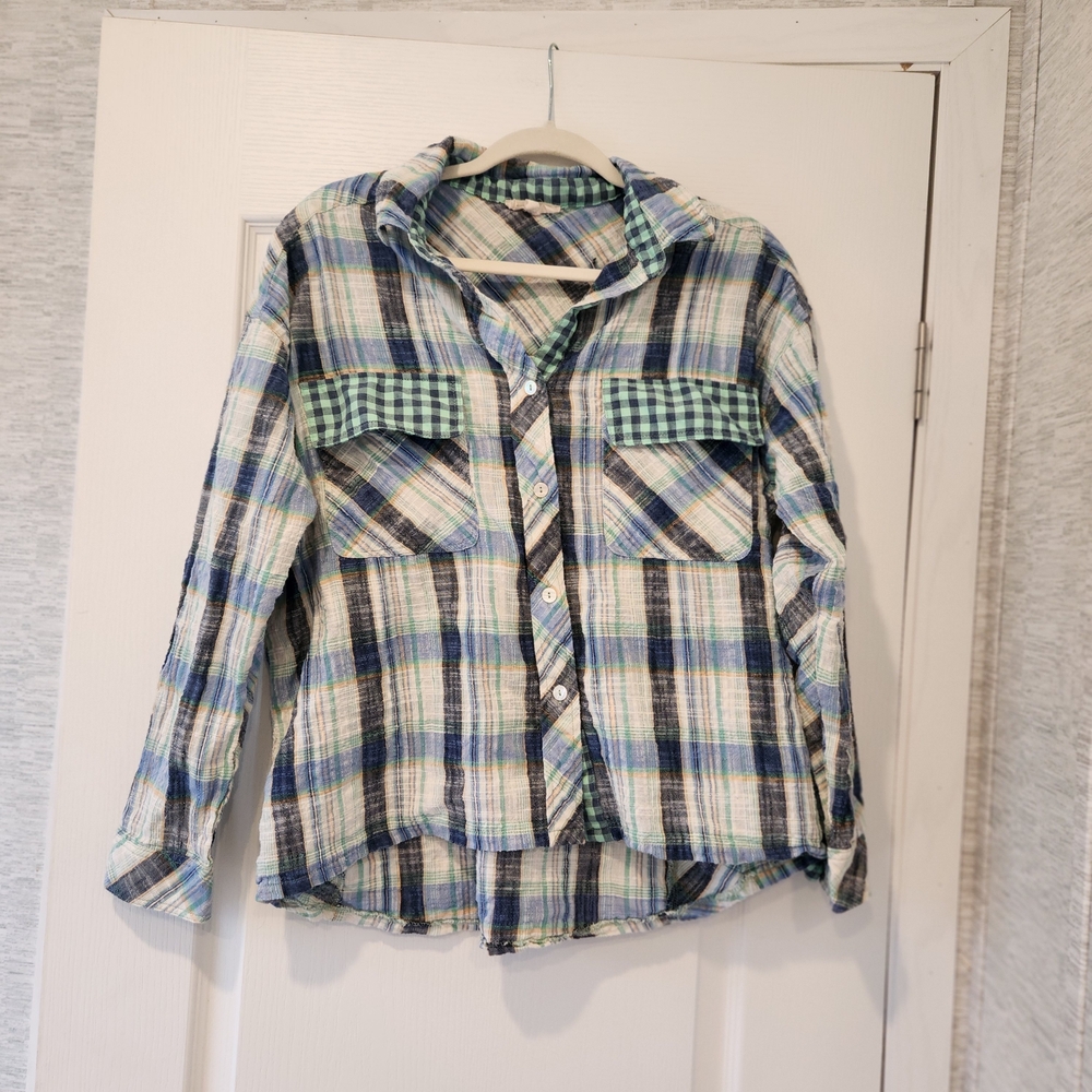 Eesome Blue and Green Plaid Blouse Size M Euc